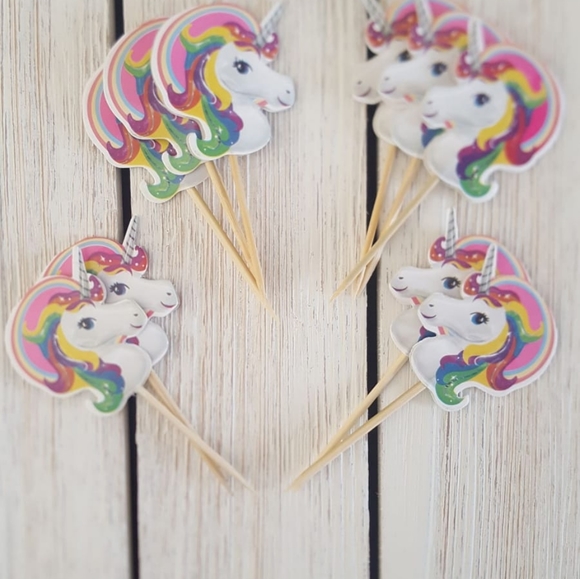 2/$22 Glitter Unicorn Cupcake Cake Flag Decoration - Picture 2 of 5